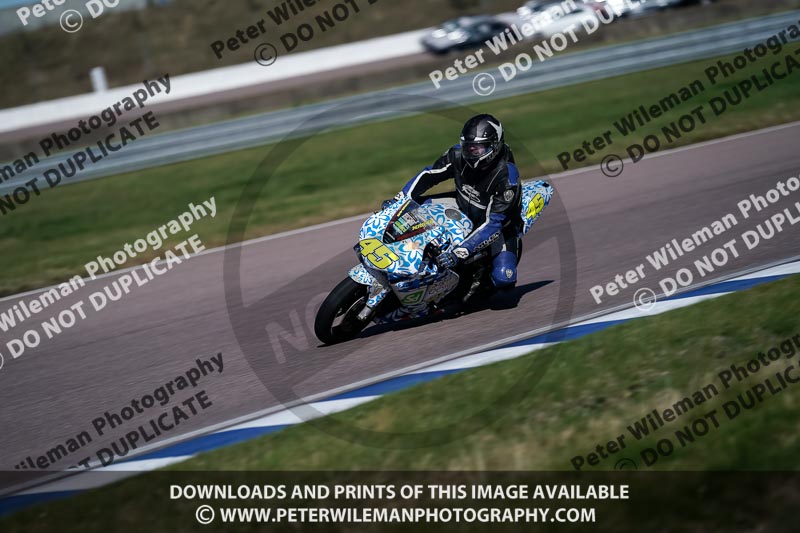 Rockingham no limits trackday;enduro digital images;event digital images;eventdigitalimages;no limits trackdays;peter wileman photography;racing digital images;rockingham raceway northamptonshire;rockingham trackday photographs;trackday digital images;trackday photos